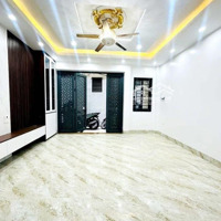 Bán Nhà Riêng Ngõ 28 Tứ Liên, Tây Hồ Gần Cầu Tứ Liên. 37M2, Lô Góc, 5 Tầng Thang Máy. Giá Bán 8,7 Tỷ