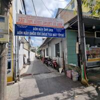 NHÀ PHÚ TÂN ĐƯỜNG XE 7 CHỖ GẦN VÒNG XOAY TÂN THÀNH