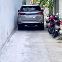 NHÀ PHÚ TÂN ĐƯỜNG XE 7 CHỖ GẦN VÒNG XOAY TÂN THÀNH