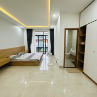 Cho Thuê Nhà 3 Tầng Mỹ Gia Gói 8 Gần Ngay Hồ Bơi Công Viên.