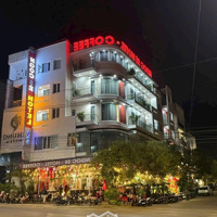 Vip.cho Thuê Nhà Mặt Phố Nguyễn Hoàng.diện Tích 120M2, Mặt Tiền 10M, Giá 45 Triệu/Tháng Mọi Mô Hình