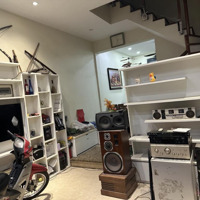 Bán Nhà Mặt Ngõ Giáp Bát, Phân Lô Ô Tô Tránh, Có Vỉa Hè Vị Trí Không Thể Đẹp Hơn, 45M2, 16 Tỷ Hơn