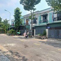 Duy Nhất 1 Căn Nhà Phố Trung Tâm Tp Tân Uyên, Sổ Hồng, 1.85 Tỷ, Đang Cho Thuê 5 Triệu/Tháng