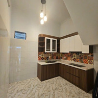 Bán Nhà Phố Trạm,Lb Full Nội Thất 42M 3 Tầng 4Phòng Ngủ-Cho Thuê Dòng Tiền Đều Hàng Tháng Chỉ 6,Xty