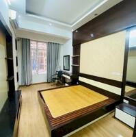 BÁN GẤP NHÀ ĐÀO TẤN BA ĐÌNH 40m2, 5 TẦNG MẶT TIỀN 3,5m GIÁ  10,9 TỶ