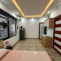Bán nhà Khương Trung, Thanh Xuân, DT: 50m2, giá: 10.6 tỷ, 5 tầng, mt: 5m, dòng tiền 40 triệu