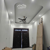 Bán Nhà Tân Ấp, Thông Thoáng, Có Sân Rộng, Ô Tô Quay Đầu. 52M X 5 Tầng Thang Máy.