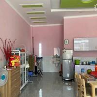 Nhà sổ riêng giá rẻ 2.4 tỷ/65 m2, đường ô tô