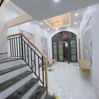 NGAY PHAN ĐĂNG LƯU - P.3 - QUẬN BÌNH THẠNH - 45M2 - 3 TẦNG - 4 PHÒNG NGỦ - GIÁ :  6,15 TỶ