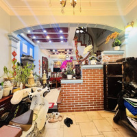 Bán Nhà Riêng Phố Đỗ Đức Dục 30M2. Chỉ 6 Tỷ - Liên Hệ: 0372541866