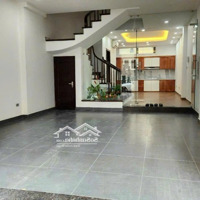Chính Chủ Vỡ Bank Gửi Bán Phân Lô Hoàng Quốc Việt, Ô Tô Tránh Kinh Doanh, 145M2,Mặt Tiền12.5M, 29.88 Tỷ