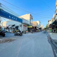 Nhà trệt lầu 3 phòng ngủ, cách trường Đại Học Y Dược Cần Thơ 300m
