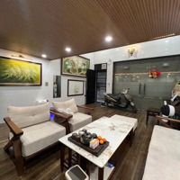 Chính Chủ Cần Bán Nhà Phố Nguyễn Lương Bằng, Đống Đa , 40M2, 4 Tầng, Mt5,2M, Giá Nhỉnh 13 Tỷ