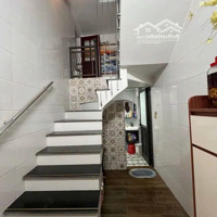 Chính Chủ Cần Bán Nhà Phố Nguyễn Lương Bằng, Đống Đa , 40M2, 4 Tầng, Mt5,2M, Giá Nhỉnh 13 Tỷ