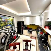 CỰC HIẾM!  Bán nhà Phố Hào Nam, Đống Đa, 30m2, 5T mới cứng, 7.9 tỷ