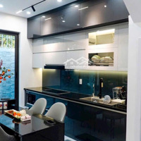 Bán Nr Tại Bùi Ngọc Dương, Giá Siêu Hời 5,85 Tỷ, 32M2, 3 Phòng Ngủ 4 Vệ Sinh 5 Tầng