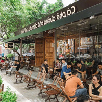 Hàng Tuyển- Cho Thuê Mbkd Mặt Phố Đào Tấn - Mặt Tiền Trải Dài 11M- Vỉa Hè Kê Bàn Ghế Rộng Mênh Mông
