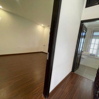 Chủ Cần Bán Căn Nhà Tâm Huyết 3 Tầng Đường Oto Khu Phước Hải
Diện Tích 57M2 Ngang 6,66M