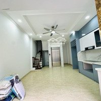 Bán Nhà Giáp Bát Thang Máy Đẹp Lunh Linh 43M Giá Bán 8,8Tỷ