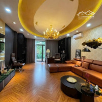 Quận 7 Siêu Phẩm Phú Mỹ Hưng 5M*18.5M 4 Tầng 13.699