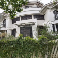 Biệt Thự Rẻ Nhất Nam Kỳ Khởi Nghĩa, Q3. 180M2 (9X19M) - 4 Tầng - Ngang Quá Đẹp - Hàng Hiếm. 35,2 Tỷ