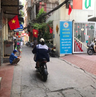 Bán Nhà Tôn Đức Thắng Thông Ngã 6 Ô Chợ Dừa 50M Ô Tô Tránh - Gần Trường, Chợ - 30M2X5T - 6 Tỷ Hơn