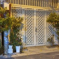 Cần Bán Gấp Nhà Duơng Quảng Hàm Gò Vấp, Khu Dân Trí Cao,Diện Tích5X18M, 1 Trệt 2 Lầu, 7 Tỷ