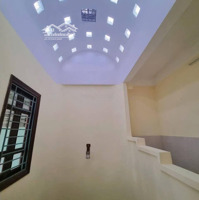 Phân Lô 60M/5Tầng/Mt4,5M Hoàng Quốc Việt Cầu Giấy, Ngõ To Ô Tô , Kinh Doanh, Hiếm Bán
