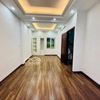 Bán Gấp Căn Nhà Phố Thạch Bàn Ô Tôdiện Tích30M2Mặt Tiền4M Nhà 6 Tầng, Giá Bán 4.5 Tỷ