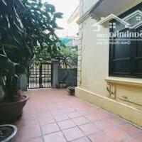 Bán nhà Đội Cấn, Ba Đình. DT: 150m2 x mặt tiền 7m, Ô tô lùi tận cửa. Giá 26,5 tỷ