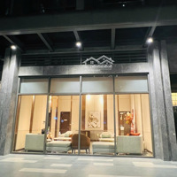 Chính Chủ Bán Shop Mặt Sảnh - Chung Cư Cao Cấp Masteri - Giá Chỉ 8 Tỷ