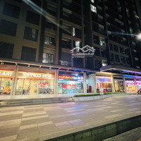 Chính Chủ Bán Shop Mặt Sảnh - Chung Cư Cao Cấp Masteri - Giá Chỉ 8 Tỷ