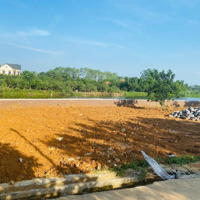 Đất View Hồ, Đường Thông Thoáng Ô Tô Chạy, Là Khu Dân Cư Đông Đúc, Gần Các Dịch Vụ Ngỉ Vui Chơi