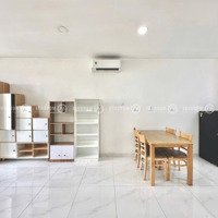 Siêu Phẩm 1 Phòng Ngủcao Cấp Có Ban Công Ngay Lũy Bán Bích - Độc Lập