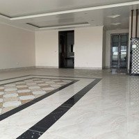 Cho Thuê Nhà Làm Văn Phòng, Trường Học, Spa,....