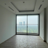 Cần Bán Căn 3 Ngủ Toà Landmark 93M2 Hướng Đông Nam View Sân Golf, Hồ Thiên Nga Giá Bán 8.2 Tỷ