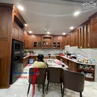  [ Bán Gấp ] Nhà Phố Quận 2 _ Hẻm Xe Hơi _ Liền Kề Lê Văn Thịnh _ 75 m2 Đất_ Không Qui Hoạch.
