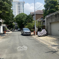 Bán Biệt Thự Bờ Sông Trần Não Đường Số 34 Phường Bình An, Quận 2 - Diện Tích 9 X 20 Hầm 3 Lầu