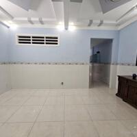 Nhà sổ riêng lầu trệt Kp Đông Ba,- Phường Bình Hòa. - lh 03548300108 e đoàn xem nhà