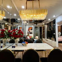 Chủ Cho Thuê Gấp Chcc The Everrich I - Q11. Diện Tích: 116M2, 2 Phòng Ngủ 2 Vệ Sinh Giá: 17 Triệu. Liên Hệ: 0938 366 725 Tuấn