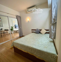 Cho Thuê Căn Hộ Flora Anh Đào, Đỗ Xuân Hợp,
 1 Phòng Ngủ+ 1 Và 1 Vệ Sinh Full Nội Thất Cao Cấp. Giá Bán 8 Triệu - Ở Liền