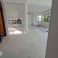 Cho Thuê Nguyên Lầu 2 Đường Xe Tải Nguyễn Cửu Vân P17 Bt, 121M2, 35 Triệu