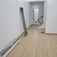 Cần bán gấp nhà Mặt phố Bạch Mai giá 16 tỷ, DT 45m2 - Hè rộng