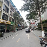 Cần Bán Chân Đế Kiot Kinh Doanh Ở Chung Cư Iec Tứ Hiệp. 80M2 Có Gác Xép. Giá Hơn 7 Tỷ