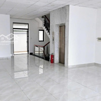 Cho Thuê Nhà 7X20M Đường 37 5Tầng Giá Bán 63 Triệu Có Thang Máy, Máy Lạnh