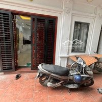 Cần Bán Nhà Phố Trạm Long Biên Hà Nội