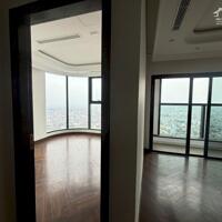 Cho thuê căn hộ 3 ngủ siêu đẹp siêu rộng ở Doji