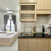 Cho Thuê Chdv Mới Xây, Ban Công, Thang Máy, Full Nội Thất Gần Công Viên Lê Thị Riêng