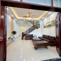 Bán Nhà Minh Khai, Ngõ Thông Ô Tô Nhỏ Qua Nhà, Dân Xây 42M2 X 4 Tầng 4 Ngủ Vuông Vắn