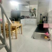Nhà gác lững mặt tiền kinh doanh đường 22, P. Phước Long B, Quận 9, DT 50m²/5.5 tỷ TL.